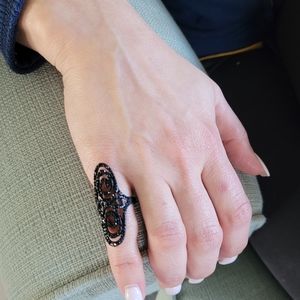 GENUINE New Black Marcasite intricate scroll lace Design long finger Ring